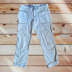 ANTHROPOLOGIE Cropped Skinny Cargo in Olive Green